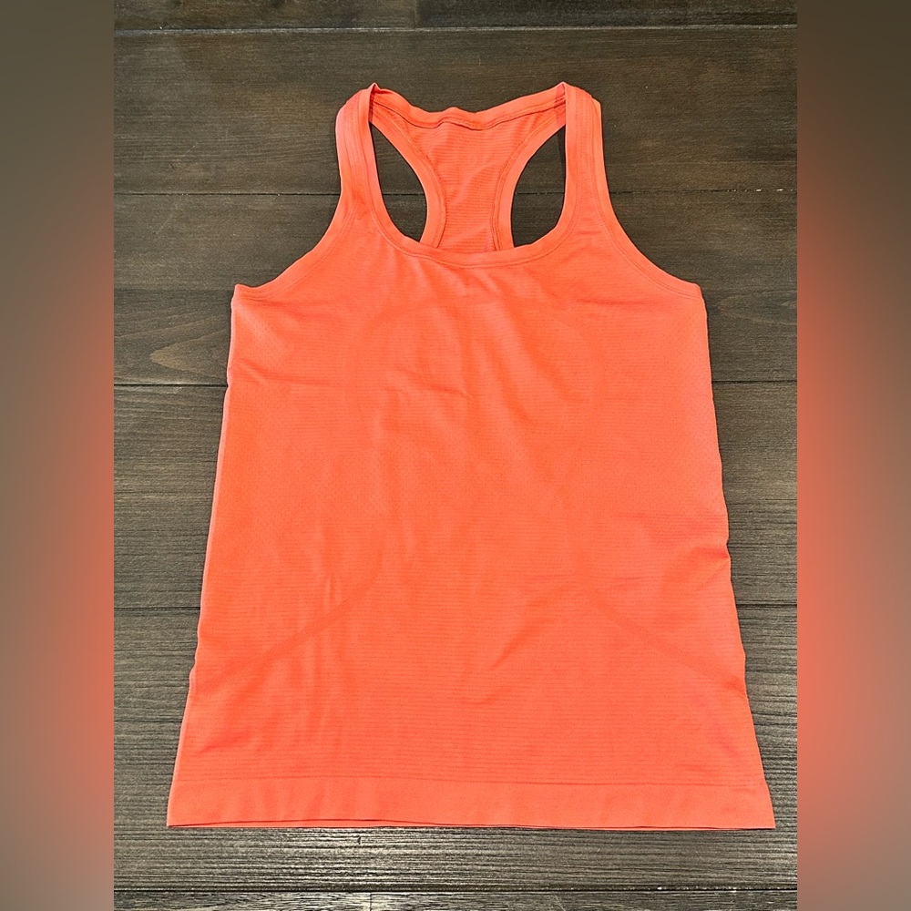 Lululemon Swiftly Tank - Size 6